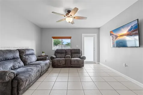 11740 SW 182nd Terrace Miami FL 33177