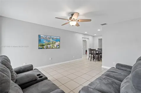 11740 SW 182nd Terrace Miami FL 33177