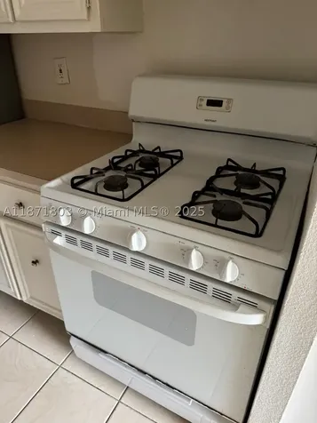 17901 NW 68th Avenue Hialeah FL 33015