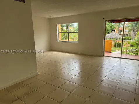 17901 NW 68th Avenue Hialeah FL 33015