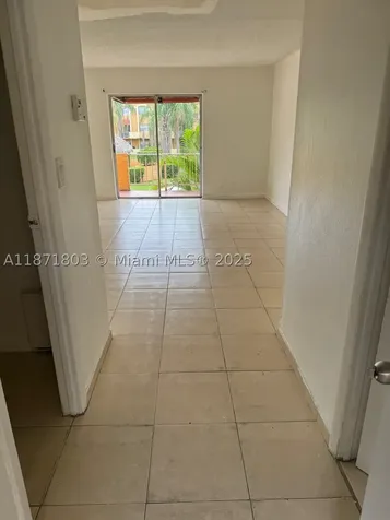 17901 NW 68th Avenue Hialeah FL 33015