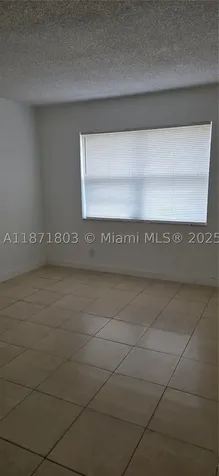 17901 NW 68th Avenue Hialeah FL 33015