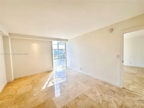 3301 N Country Club Drive Aventura FL 33180