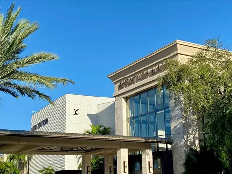 3301 N Country Club Drive Aventura FL 33180