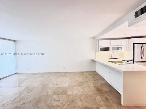 3301 N Country Club Drive Aventura FL 33180
