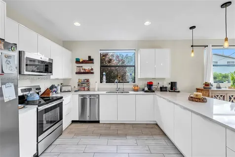 233 NE 11th Street Fort Lauderdale FL 33304