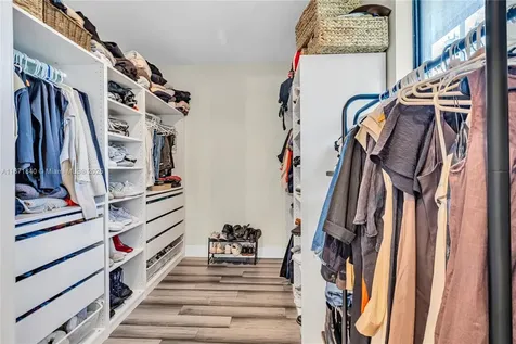 233 NE 11th Street Fort Lauderdale FL 33304