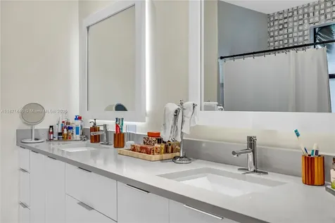 233 NE 11th Street Fort Lauderdale FL 33304