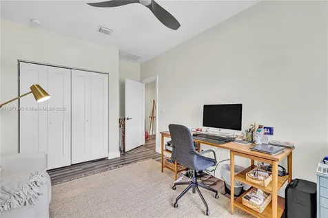 233 NE 11th Street Fort Lauderdale FL 33304