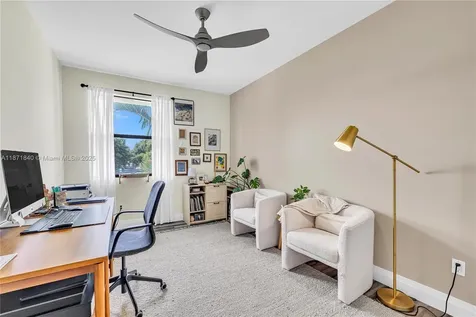 233 NE 11th Street Fort Lauderdale FL 33304