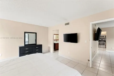 13280 SW 88th Lane Miami FL 33186