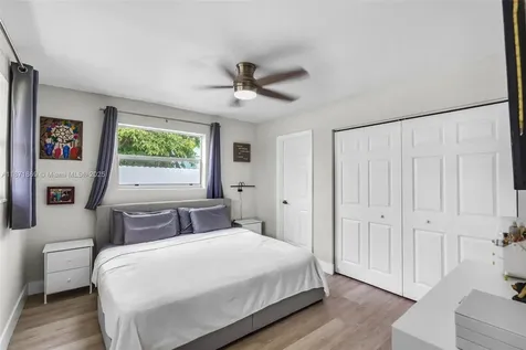 2751 SW 4th Street Fort Lauderdale FL 33312