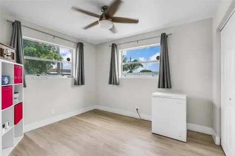 2751 SW 4th Street Fort Lauderdale FL 33312