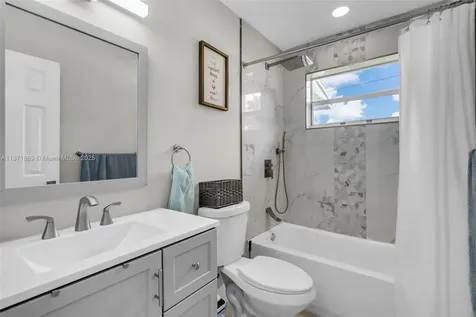 2751 SW 4th Street Fort Lauderdale FL 33312