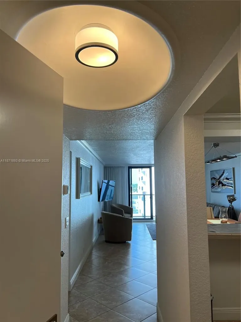 2301 S Ocean Drive Hollywood FL 33019