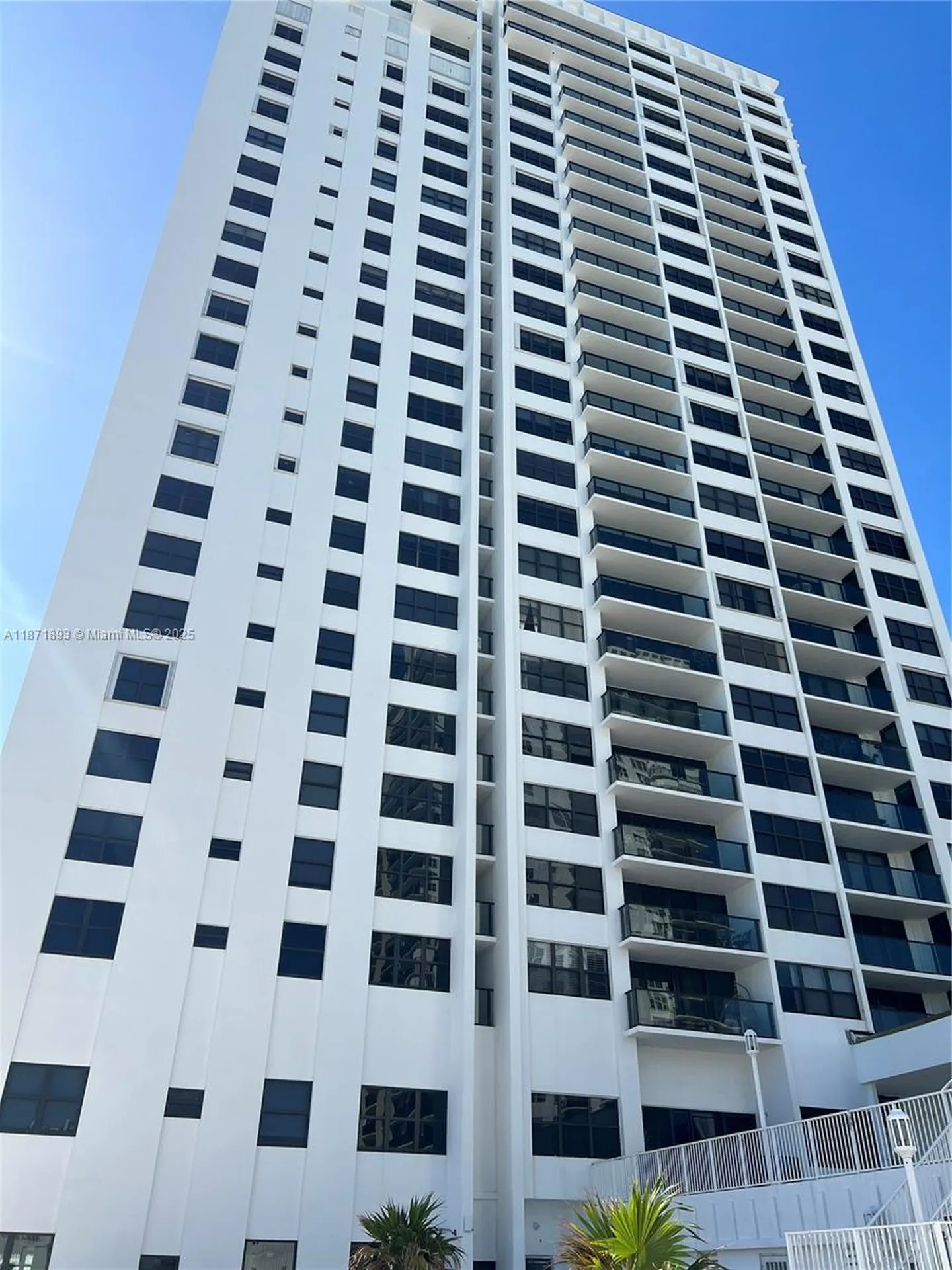 2301 S Ocean Drive Hollywood FL 33019