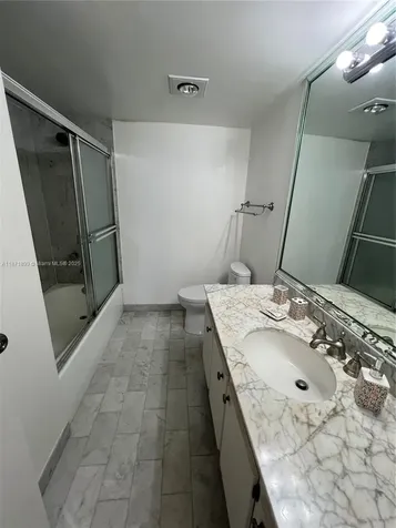 2301 S Ocean Drive Hollywood FL 33019