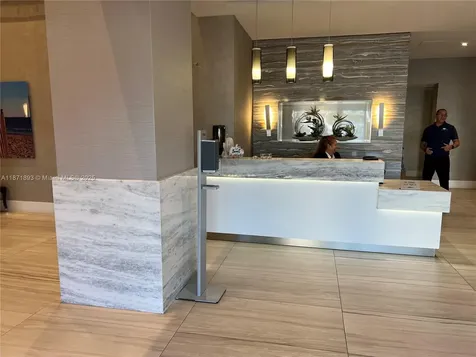 2301 S Ocean Drive Hollywood FL 33019