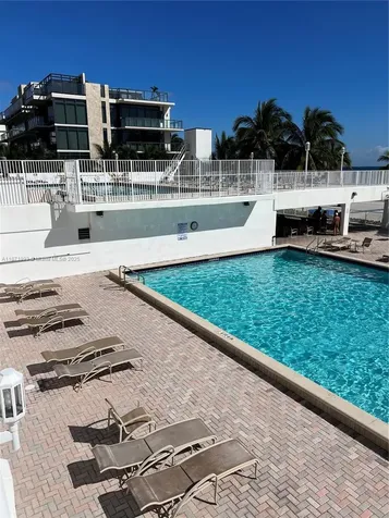 2301 S Ocean Drive Hollywood FL 33019
