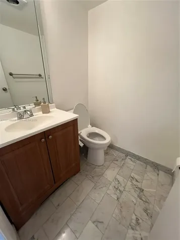 2301 S Ocean Drive Hollywood FL 33019
