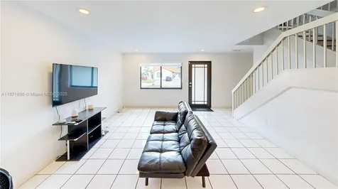 15166 SW 94th Terrace Miami FL 33196
