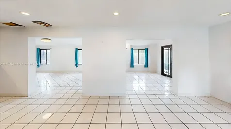 15166 SW 94th Terrace Miami FL 33196