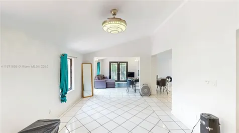 15166 SW 94th Terrace Miami FL 33196