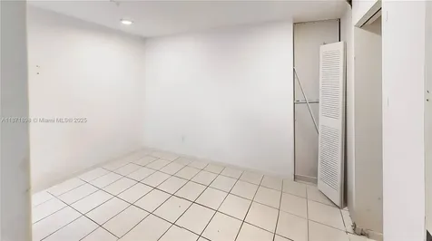 15166 SW 94th Terrace Miami FL 33196