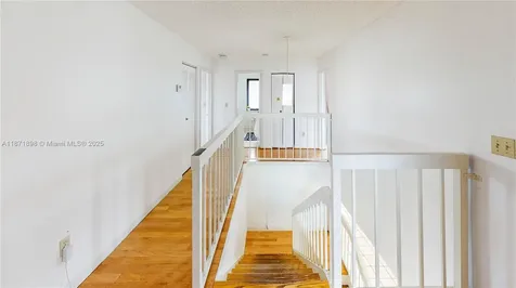 15166 SW 94th Terrace Miami FL 33196