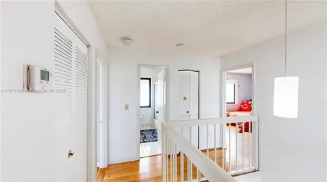15166 SW 94th Terrace Miami FL 33196