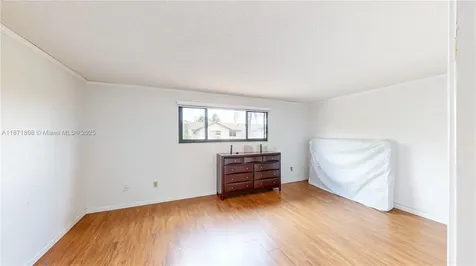 15166 SW 94th Terrace Miami FL 33196