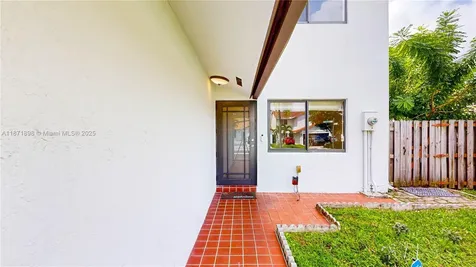 15166 SW 94th Terrace Miami FL 33196