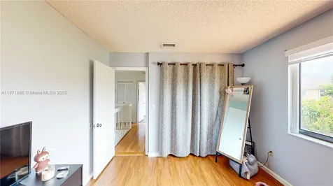 15166 SW 94th Terrace Miami FL 33196