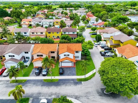 15166 SW 94th Terrace Miami FL 33196