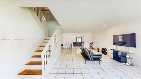 15166 SW 94th Terrace Miami FL 33196