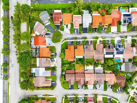 15166 SW 94th Terrace Miami FL 33196