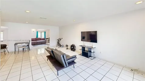 15166 SW 94th Terrace Miami FL 33196