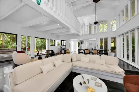 5600 Oakwood Lane Coral Gables FL 33156