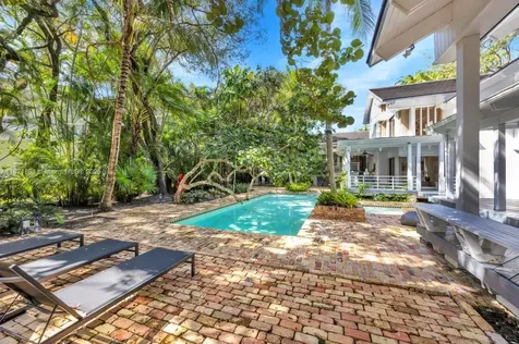 5600 Oakwood Lane Coral Gables FL 33156