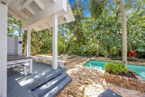 5600 Oakwood Lane Coral Gables FL 33156