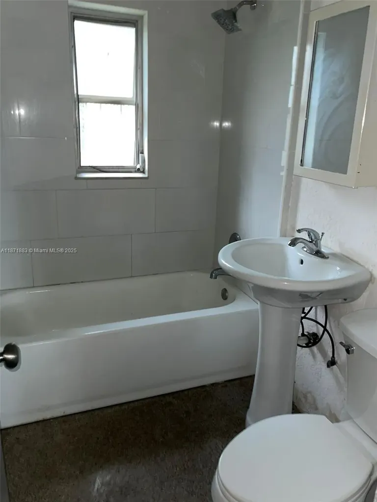 1604 NW 15th Court Fort Lauderdale FL 33311