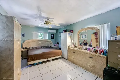 1381 NE 154th Street North Miami Beach FL 33162