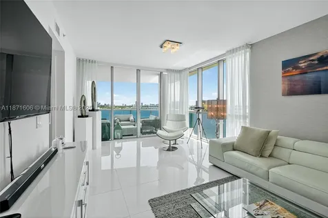 7935 East Drive North Bay Village FL 33141