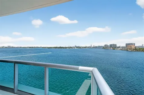 7935 East Drive North Bay Village FL 33141