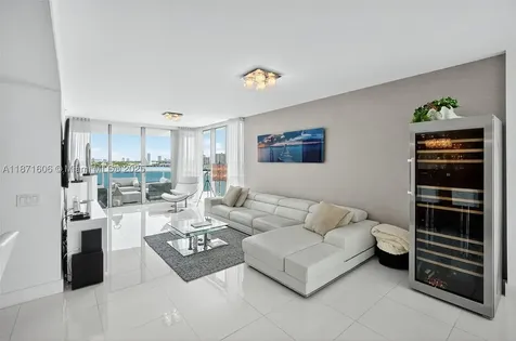 7935 East Drive North Bay Village FL 33141