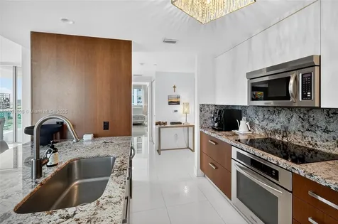 7935 East Drive North Bay Village FL 33141