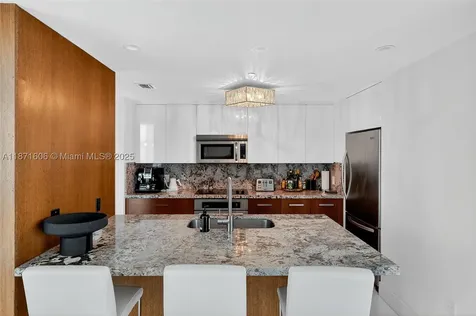 7935 East Drive North Bay Village FL 33141