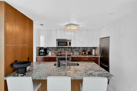 7935 East Drive North Bay Village FL 33141