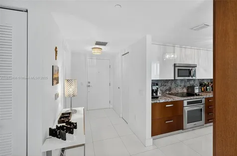 7935 East Drive North Bay Village FL 33141