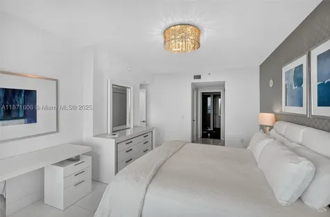 7935 East Drive North Bay Village FL 33141